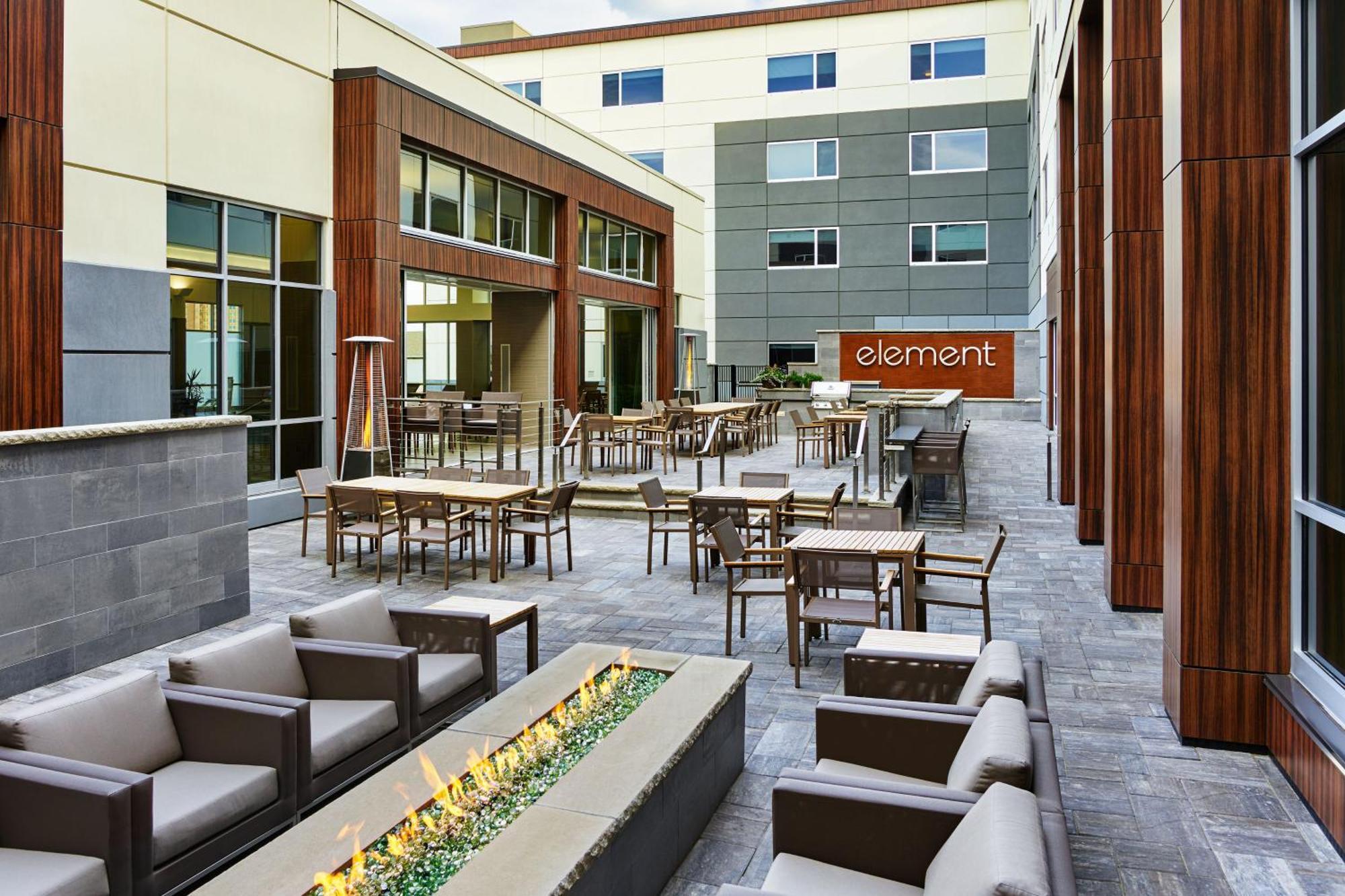 Element Fargo Hotel West Fargo Buitenkant foto