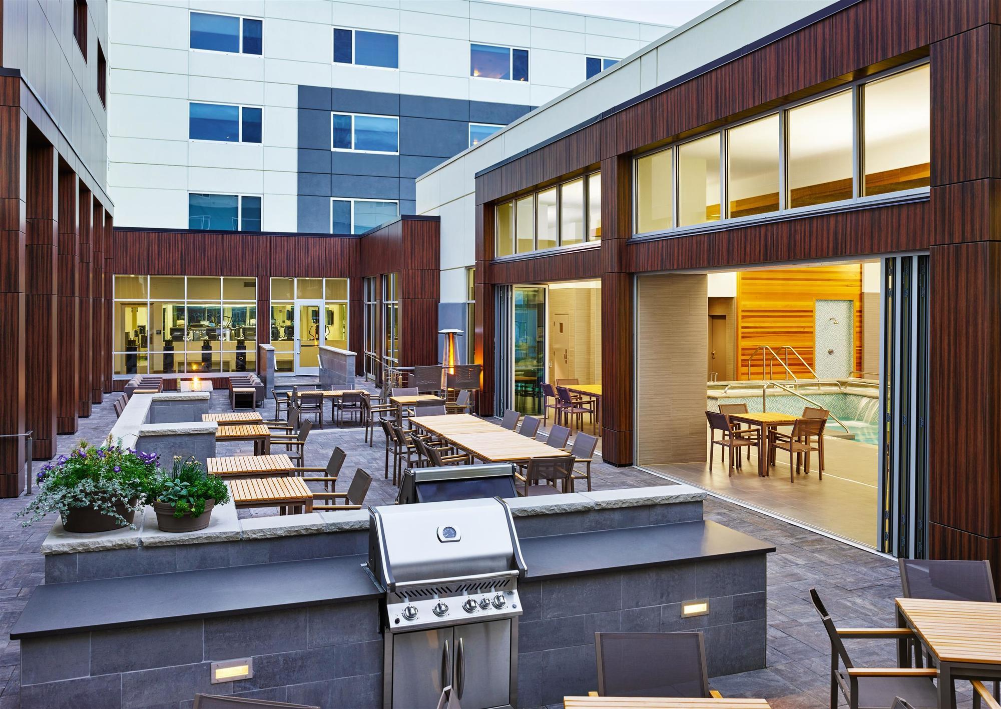 Element Fargo Hotel West Fargo Buitenkant foto