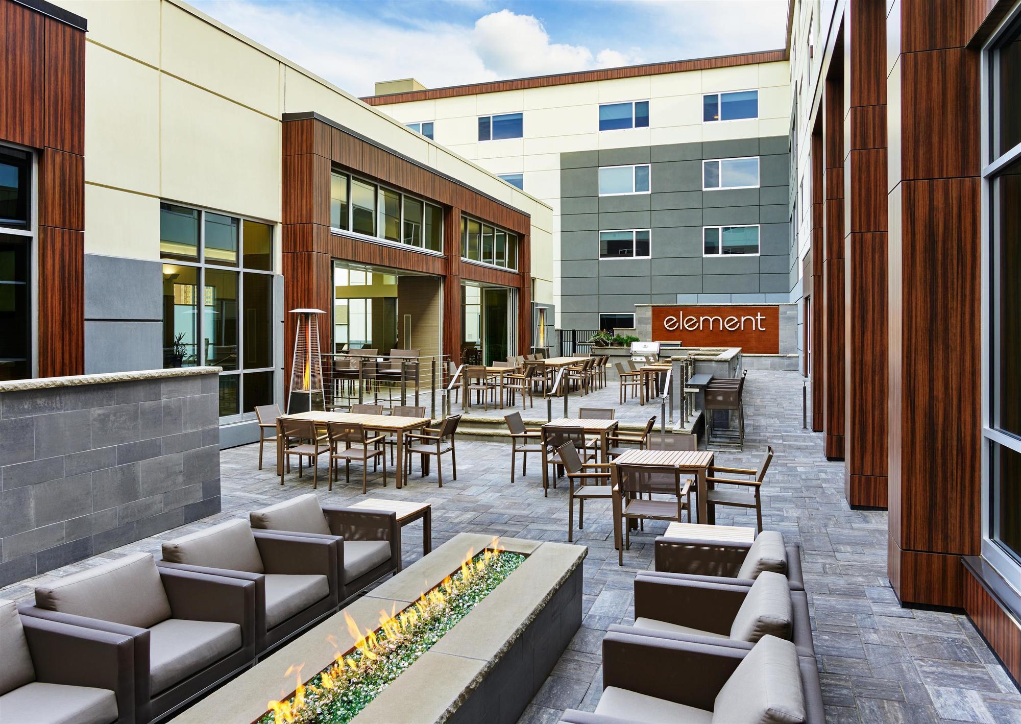 Element Fargo Hotel West Fargo Buitenkant foto